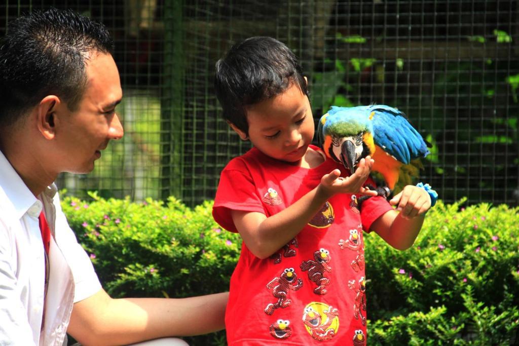 Royal Safari Garden Resort And Convention Bogor Dış mekan fotoğraf